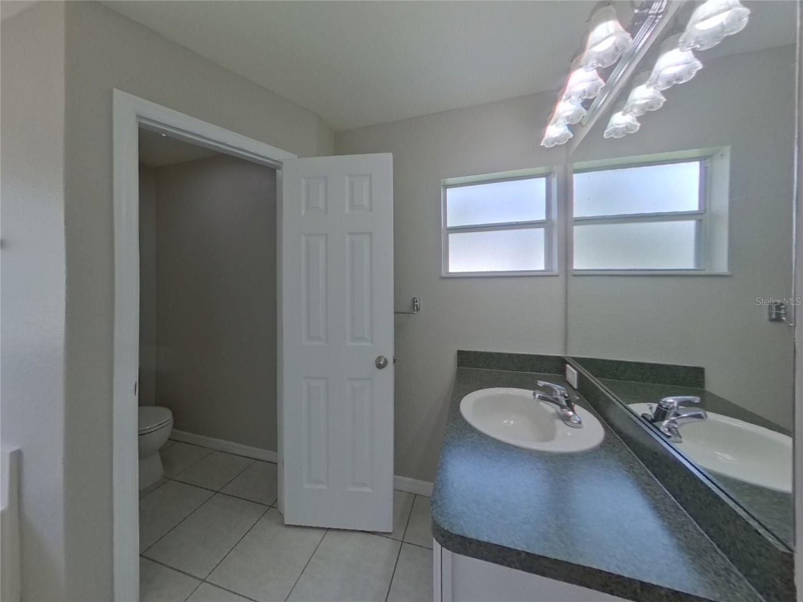 Listing photo id 5 for 2334 Danforth Road