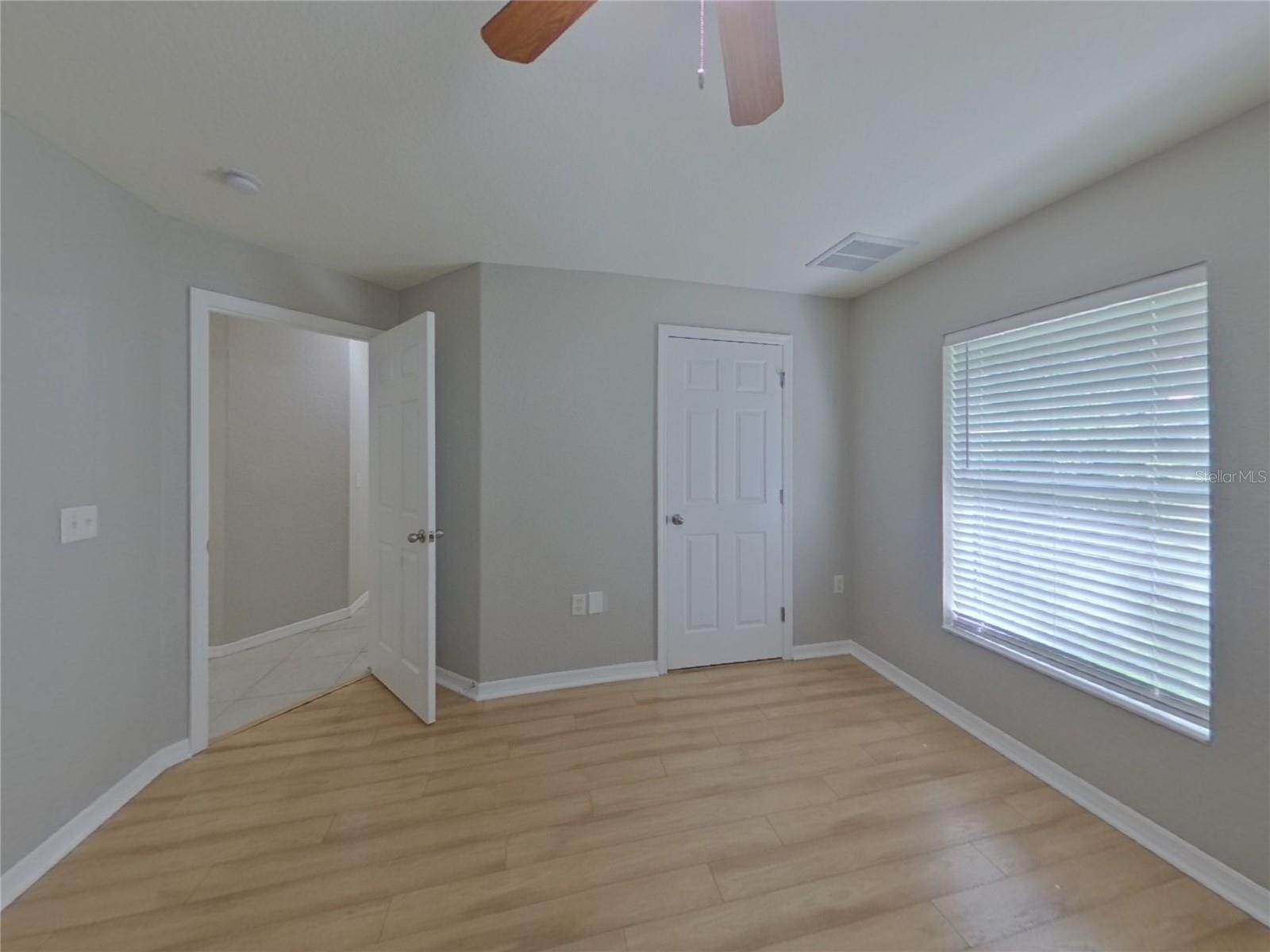 Listing photo id 7 for 2334 Danforth Road