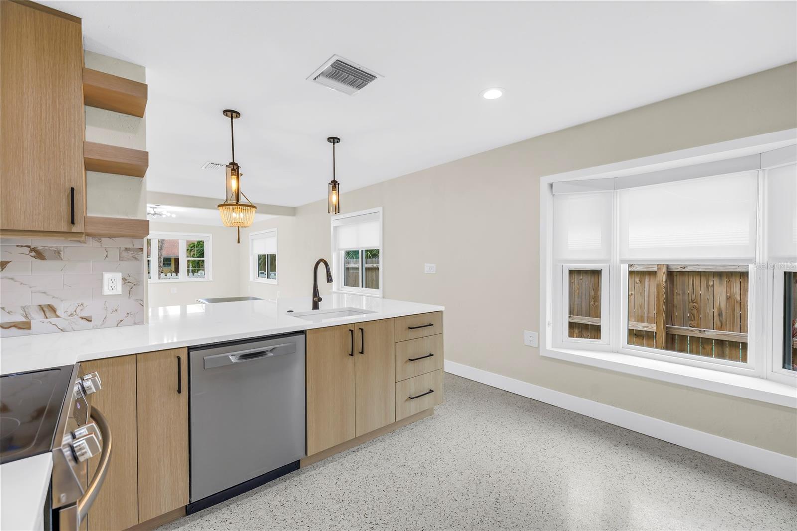Image 11 of 28 For 2926 57th Street S