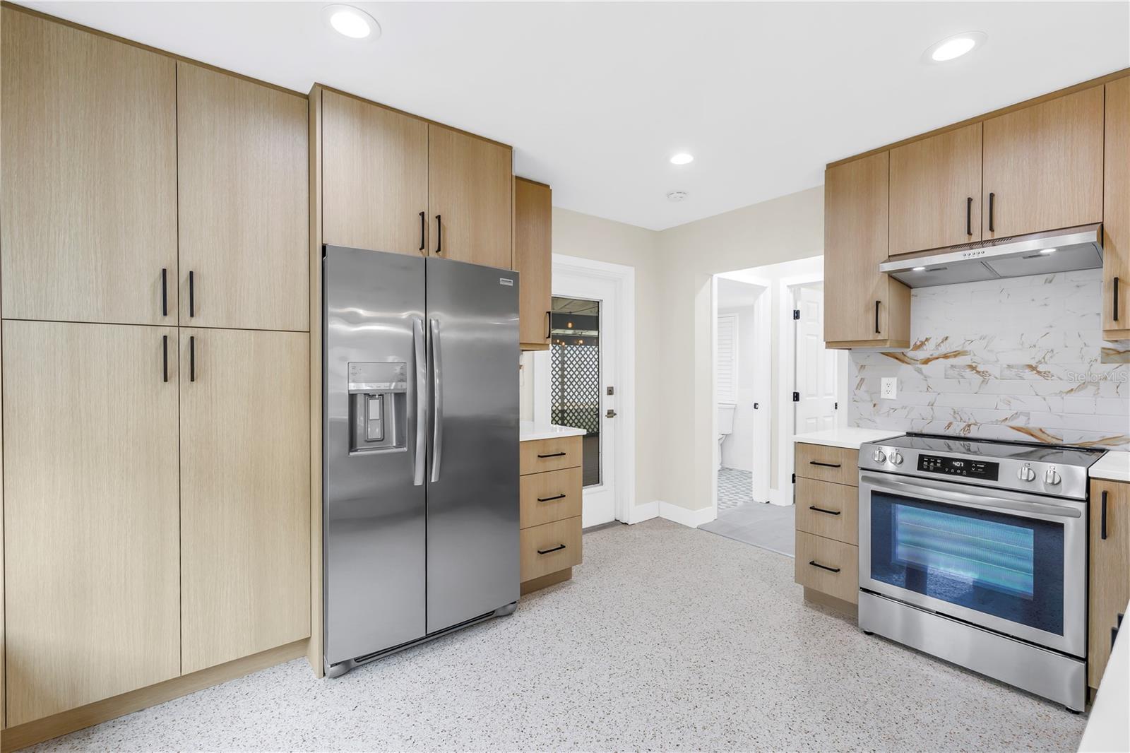 Image 9 of 28 For 2926 57th Street S