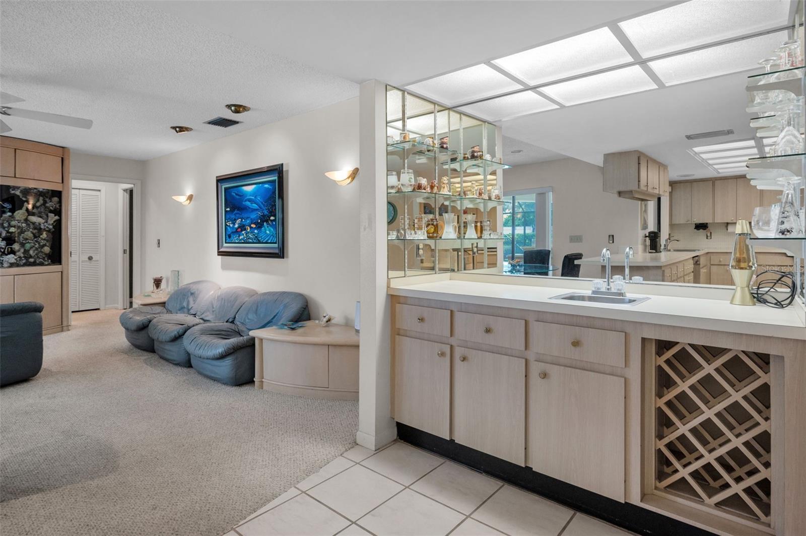 Listing photo id 12 for 3105 Wesson Way