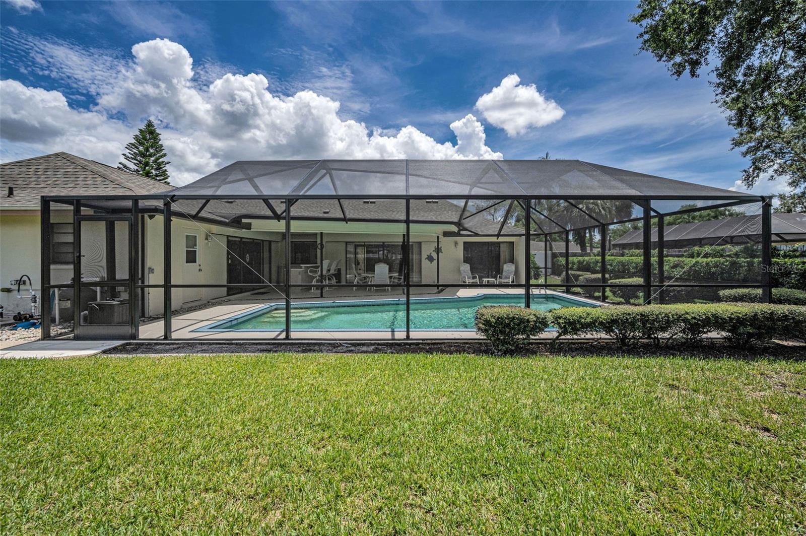 Listing photo id 33 for 3105 Wesson Way