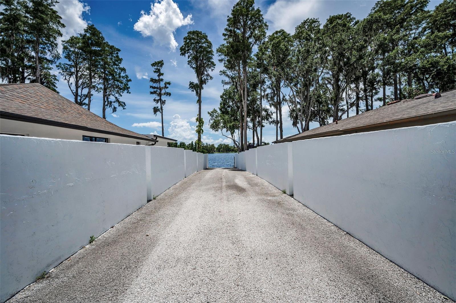 Listing photo id 38 for 3105 Wesson Way