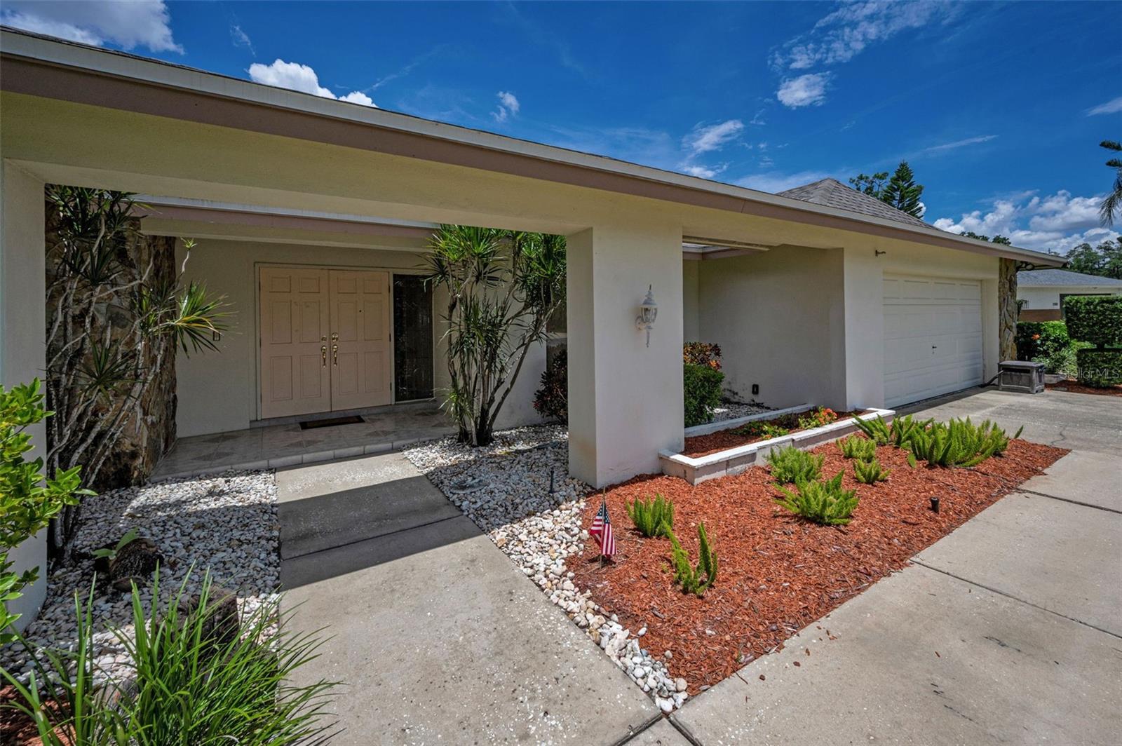 Listing photo id 3 for 3105 Wesson Way