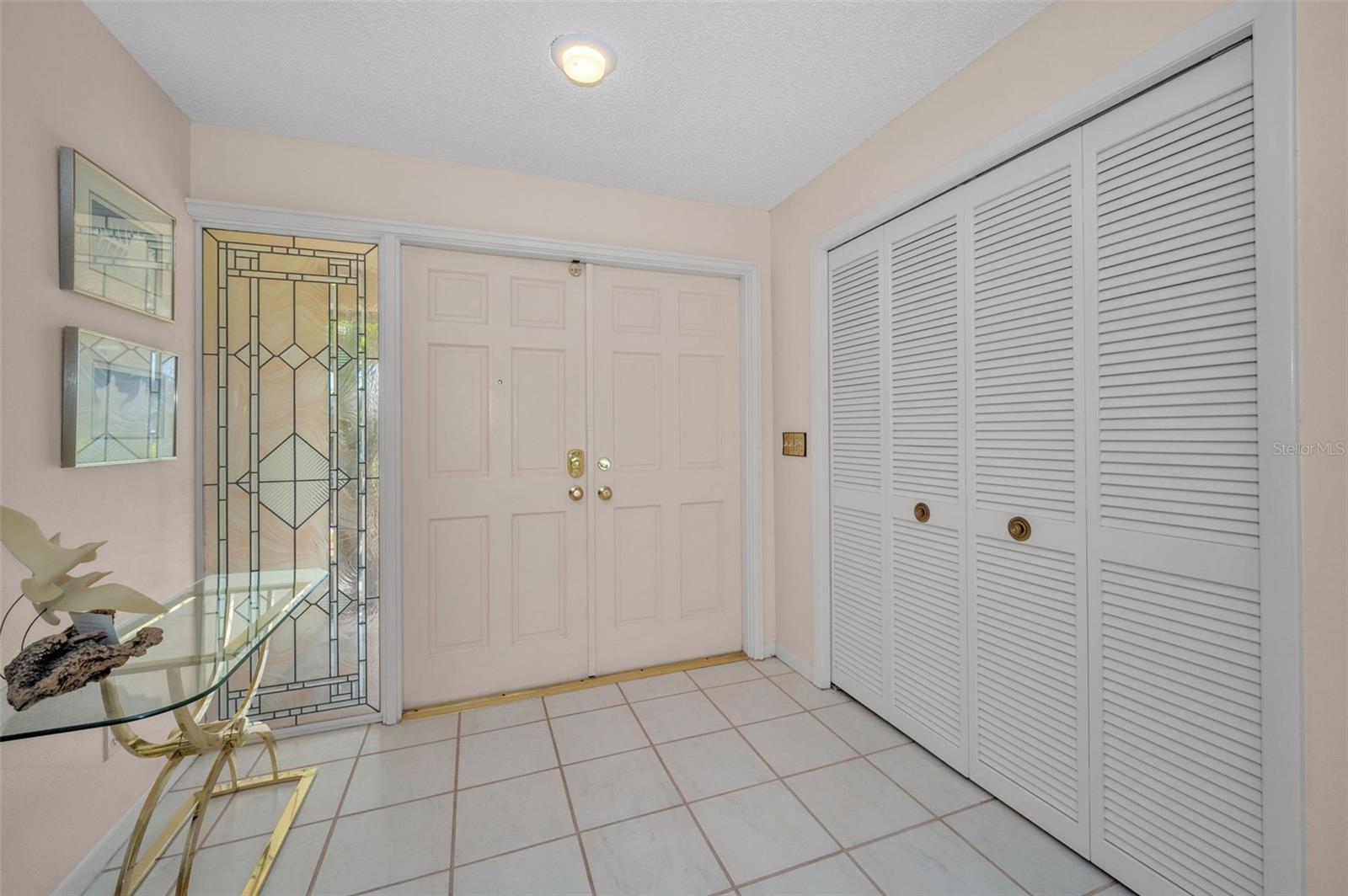 Listing photo id 4 for 3105 Wesson Way