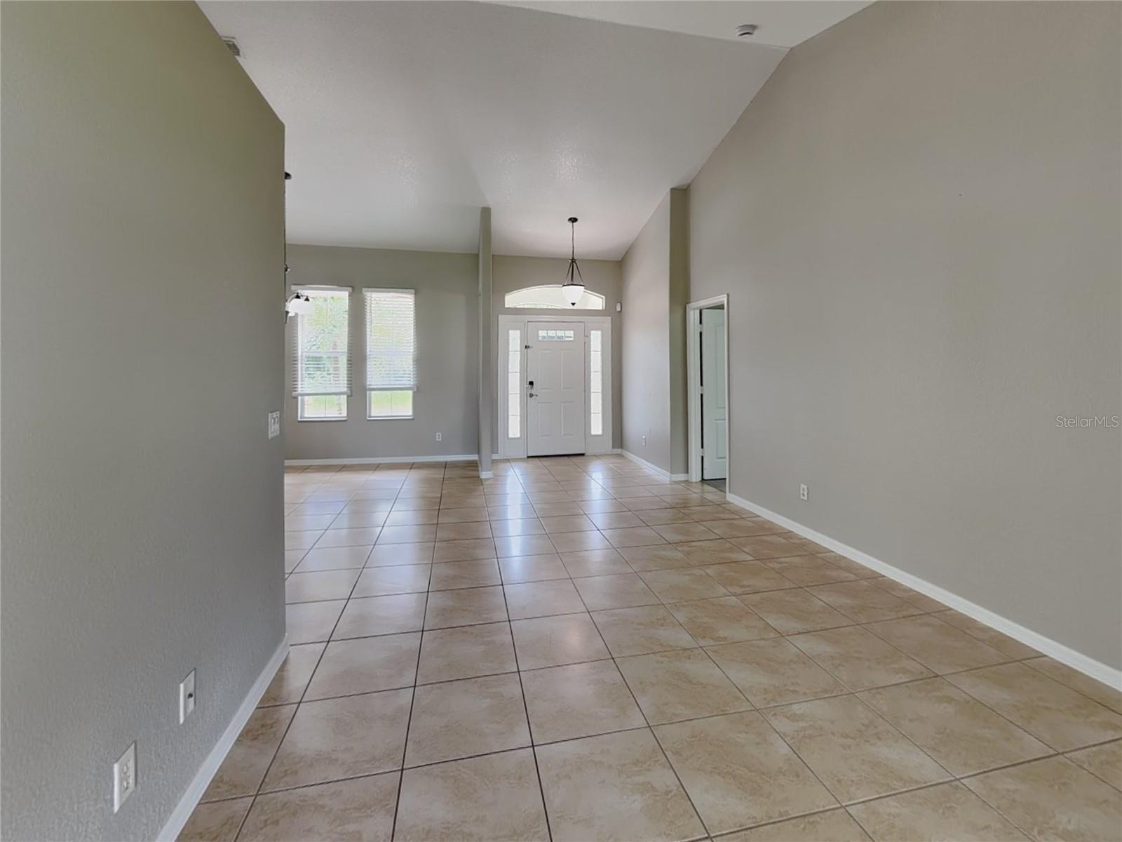 Image 3 of 21 For 8284 Caruso Lane