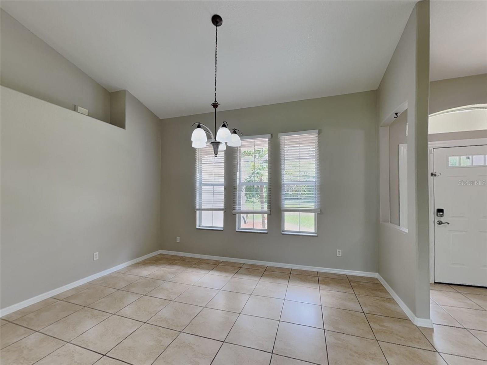 Image 4 of 21 For 8284 Caruso Lane