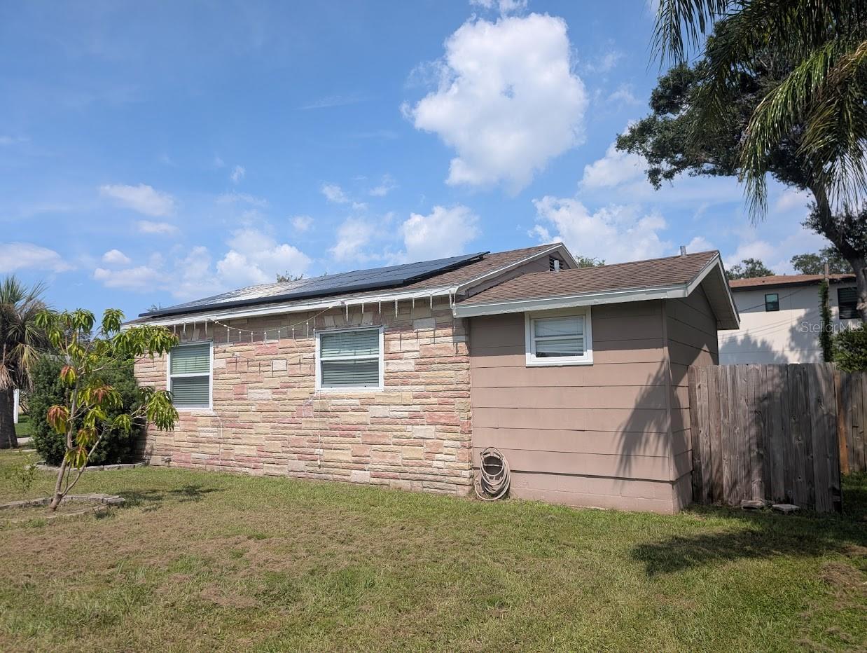 Image 3 of 14 For 1830 58th Street S