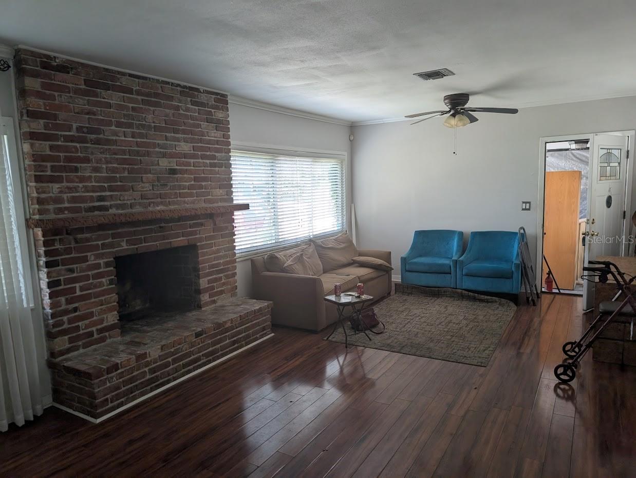 Image 4 of 14 For 1830 58th Street S