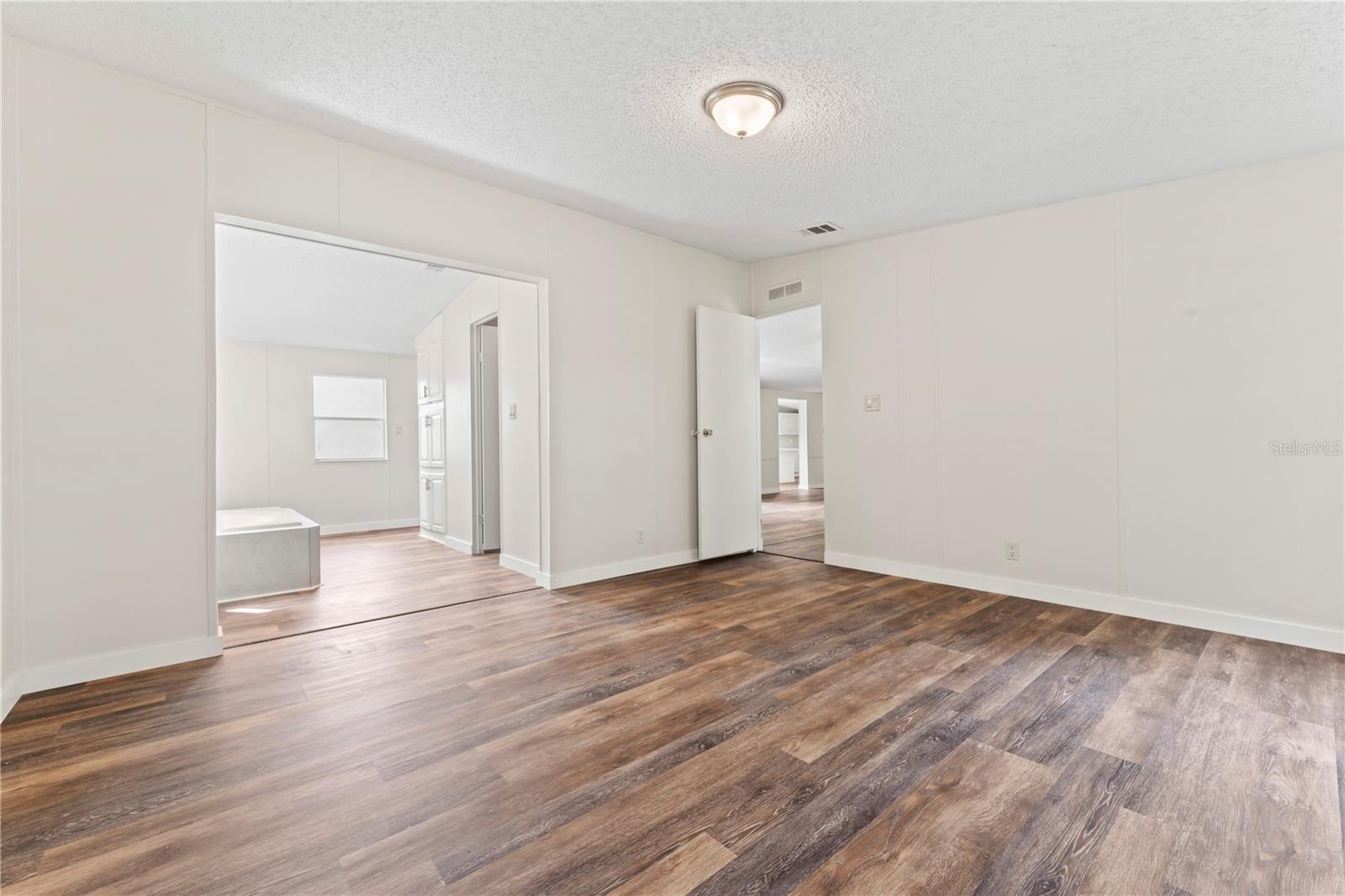 Image 11 of 38 For 36837 Judee Drive