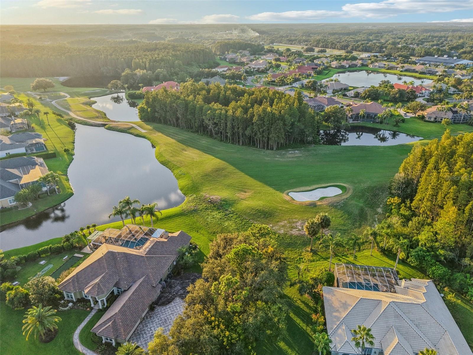 Image 39 of 41 For 18928 Place Marquette