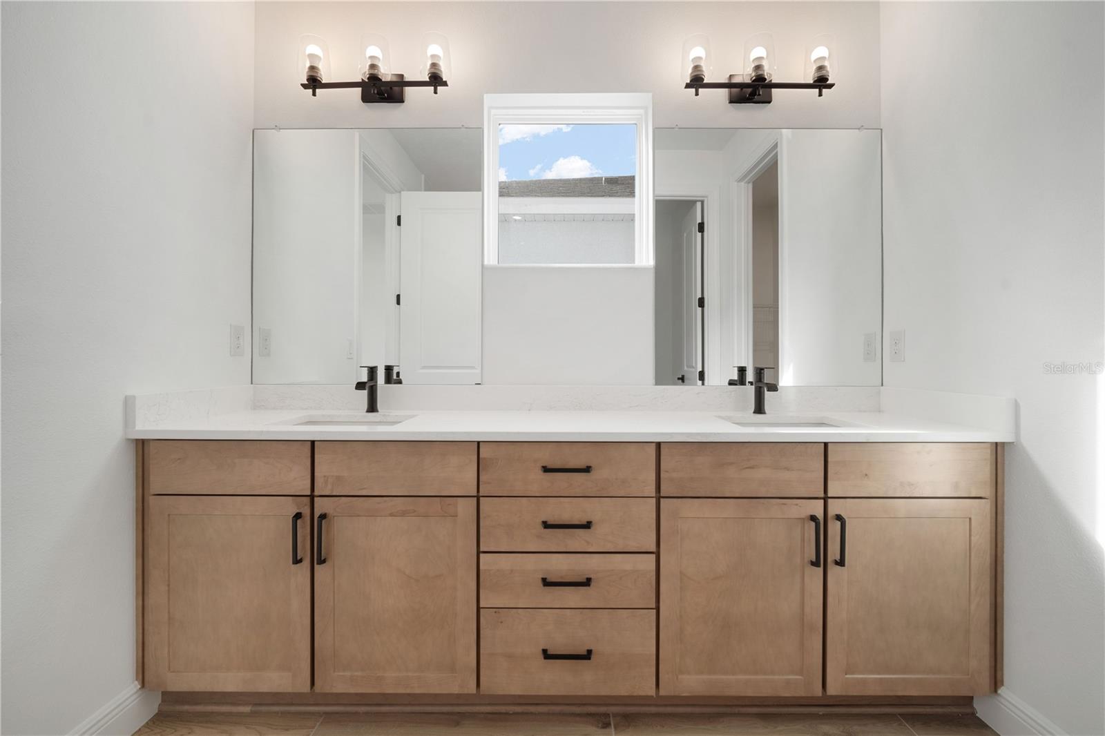 Image 15 of 27 For 2951 Stewart Creek Circle