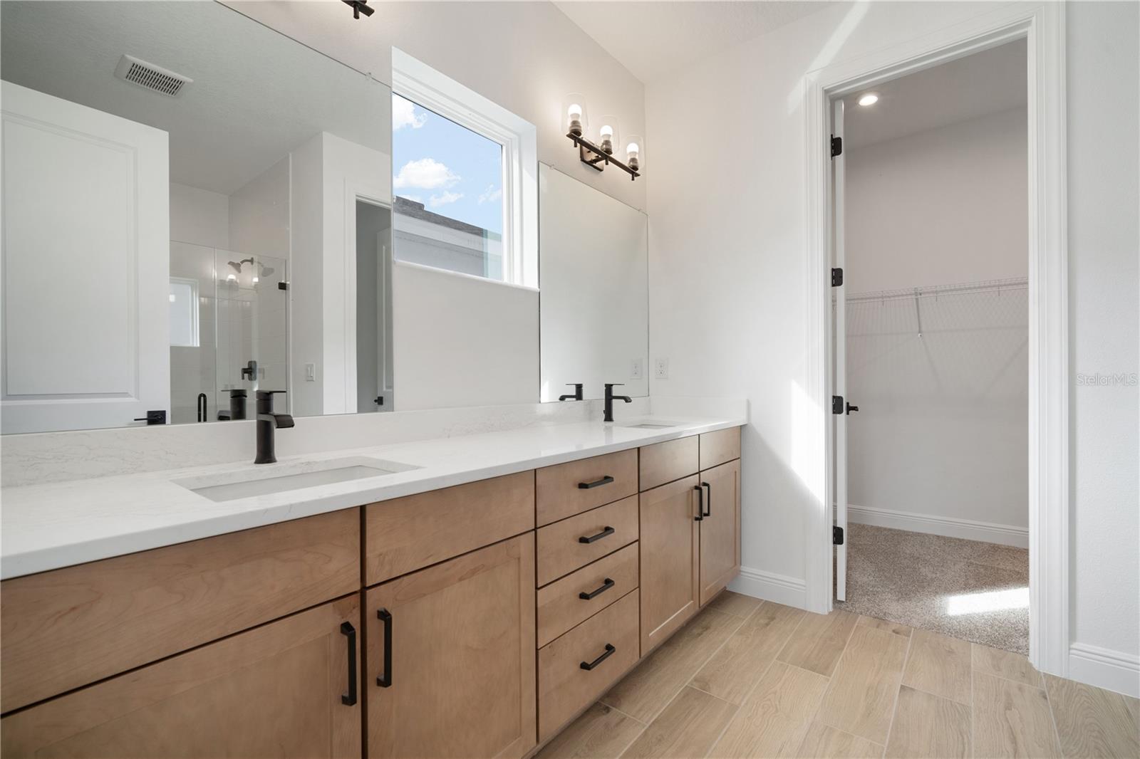 Image 16 of 27 For 2951 Stewart Creek Circle