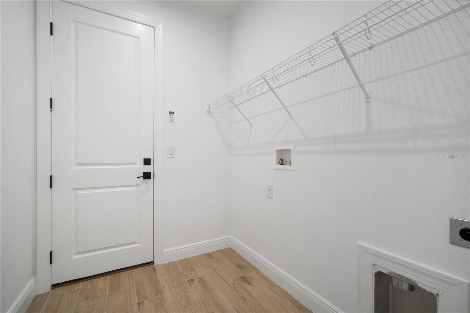 Image 20 of 27 For 2951 Stewart Creek Circle