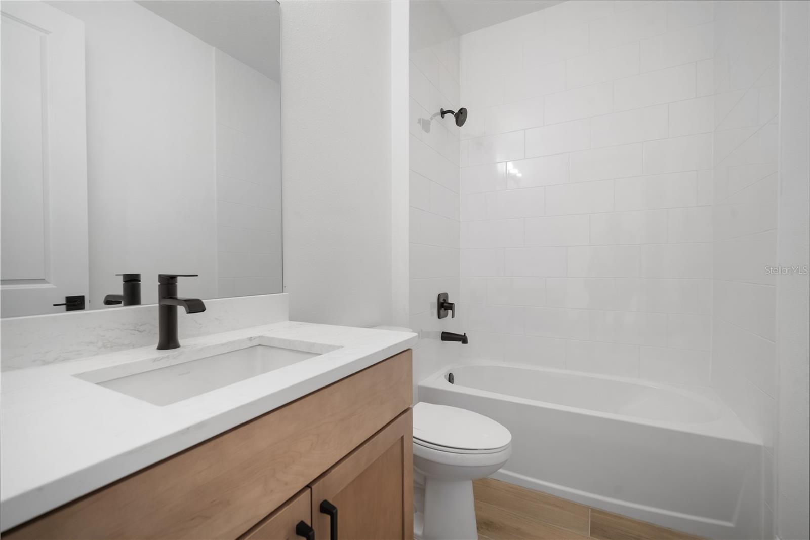 Image 24 of 27 For 2951 Stewart Creek Circle