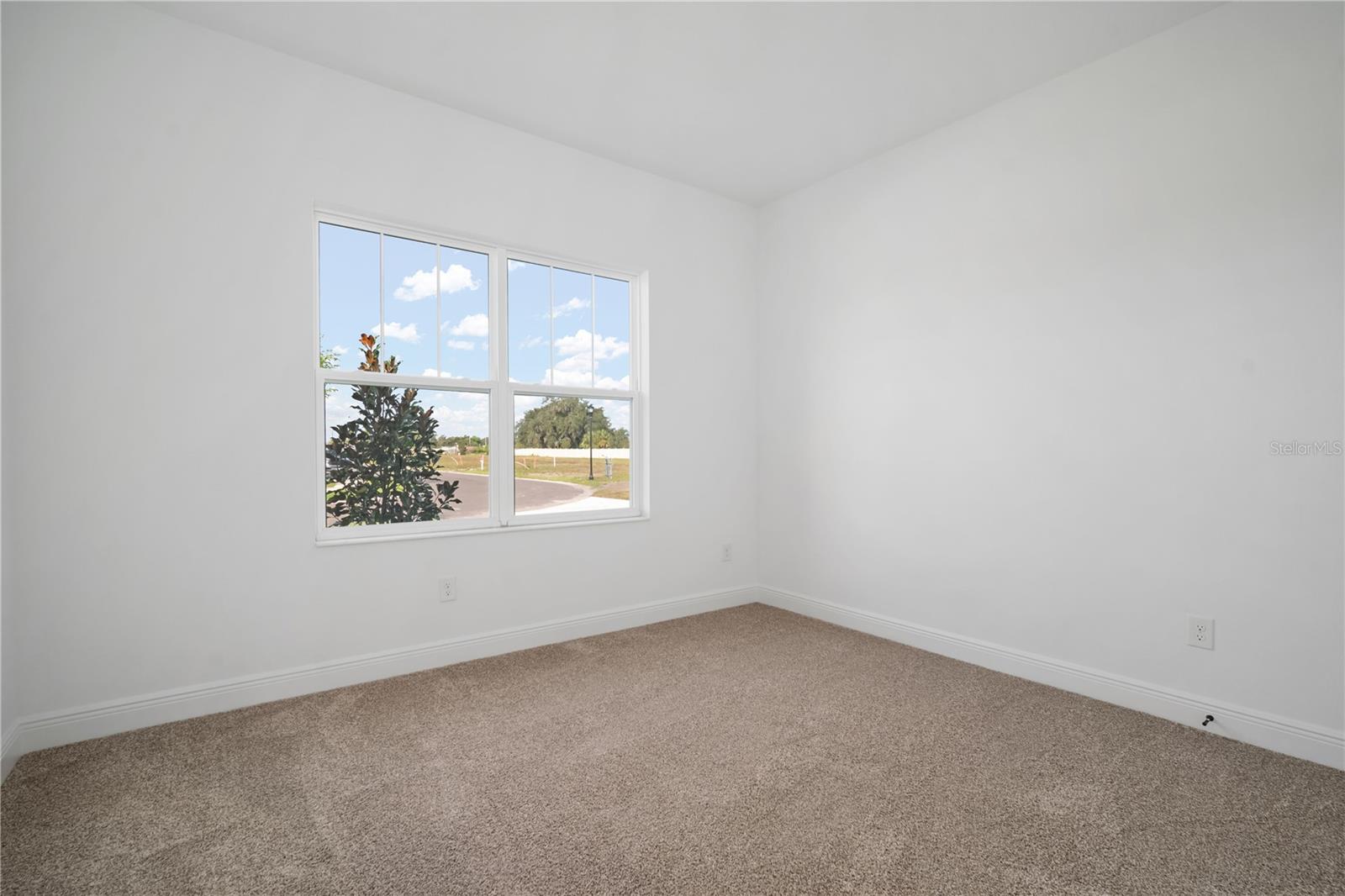 Image 25 of 27 For 2951 Stewart Creek Circle