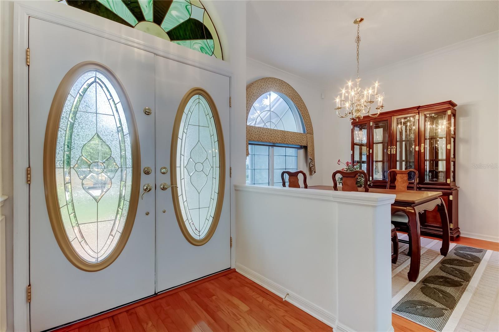 Listing photo id 0 for 2379 Azalea Drive