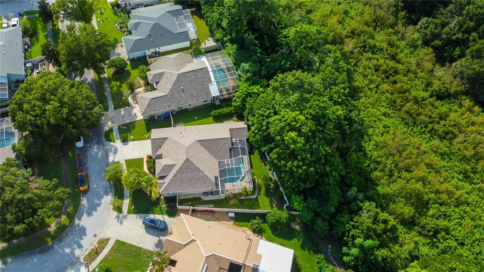 Listing photo id 66 for 2379 Azalea Drive