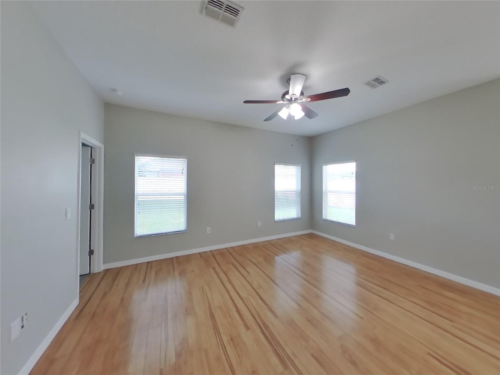 Image 3 of 17 For 15213 Durango Circle