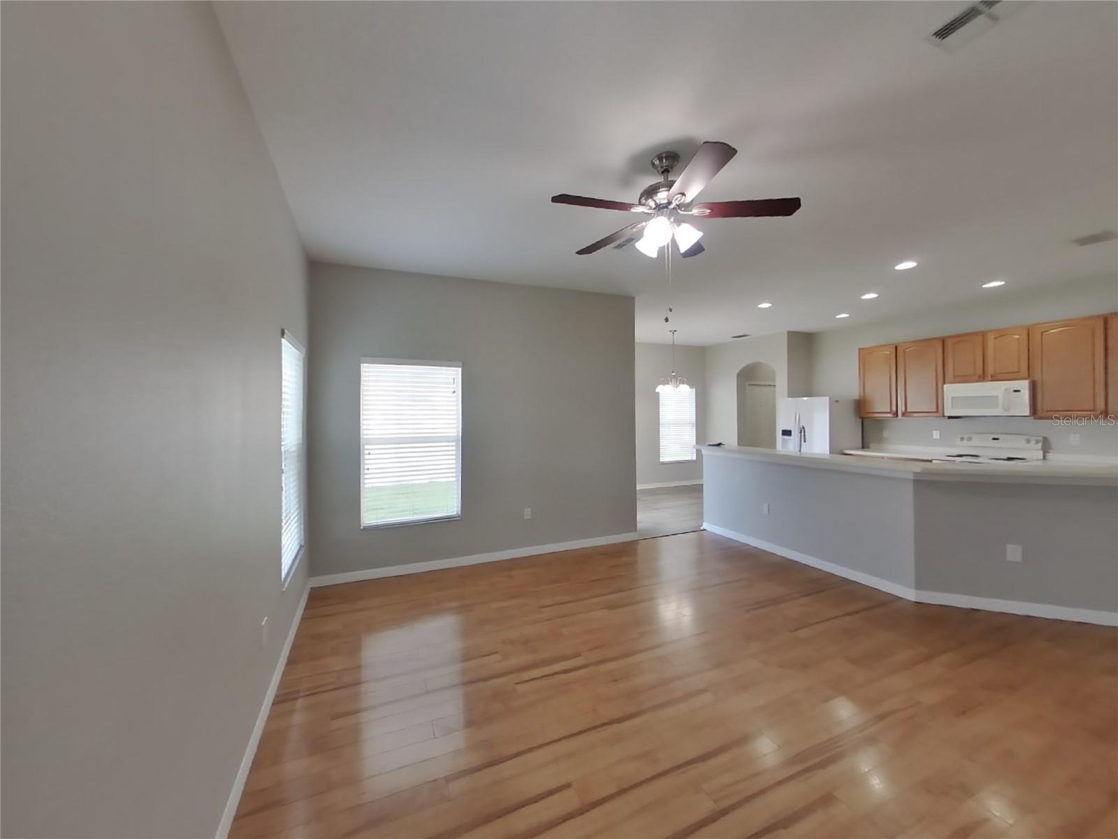 Image 4 of 17 For 15213 Durango Circle