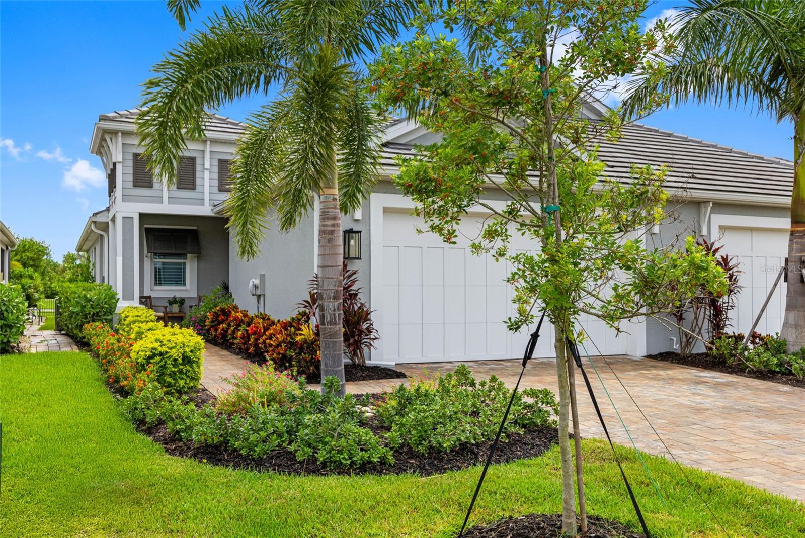 Image 2 of 25 For 10720 Klee Avenue