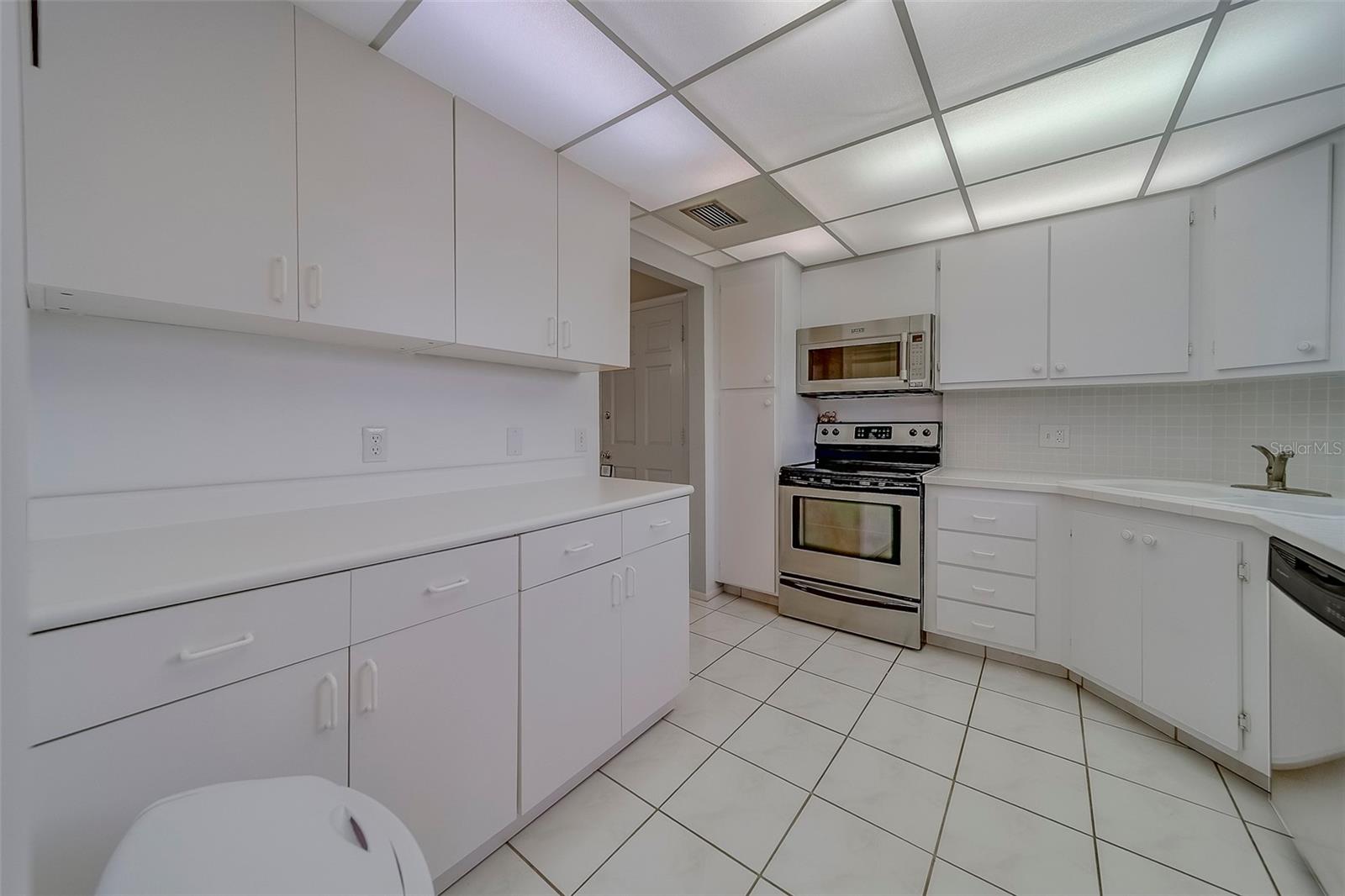 Image 12 of 45 For 206 Dogwood Circle