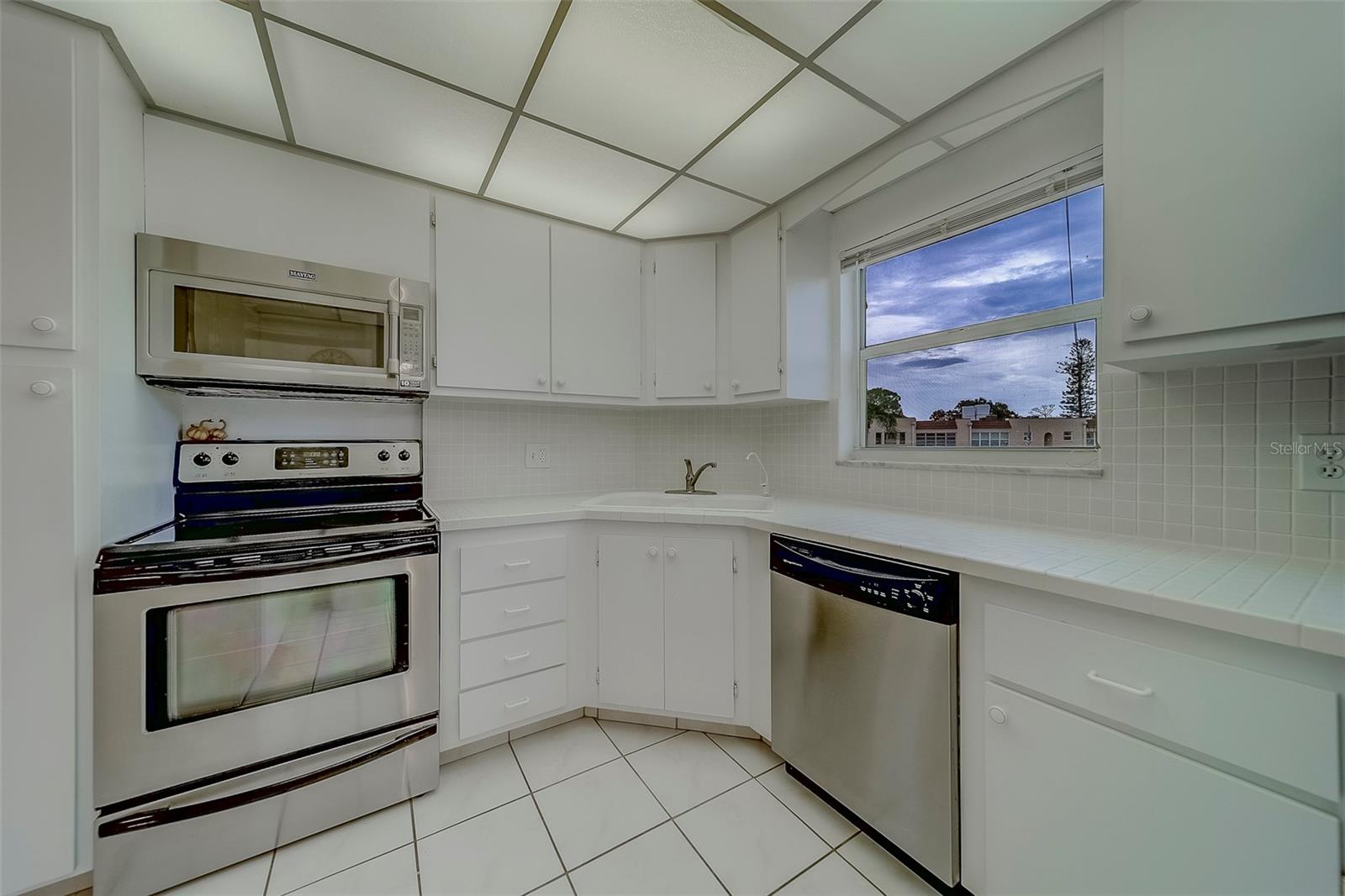Image 13 of 45 For 206 Dogwood Circle
