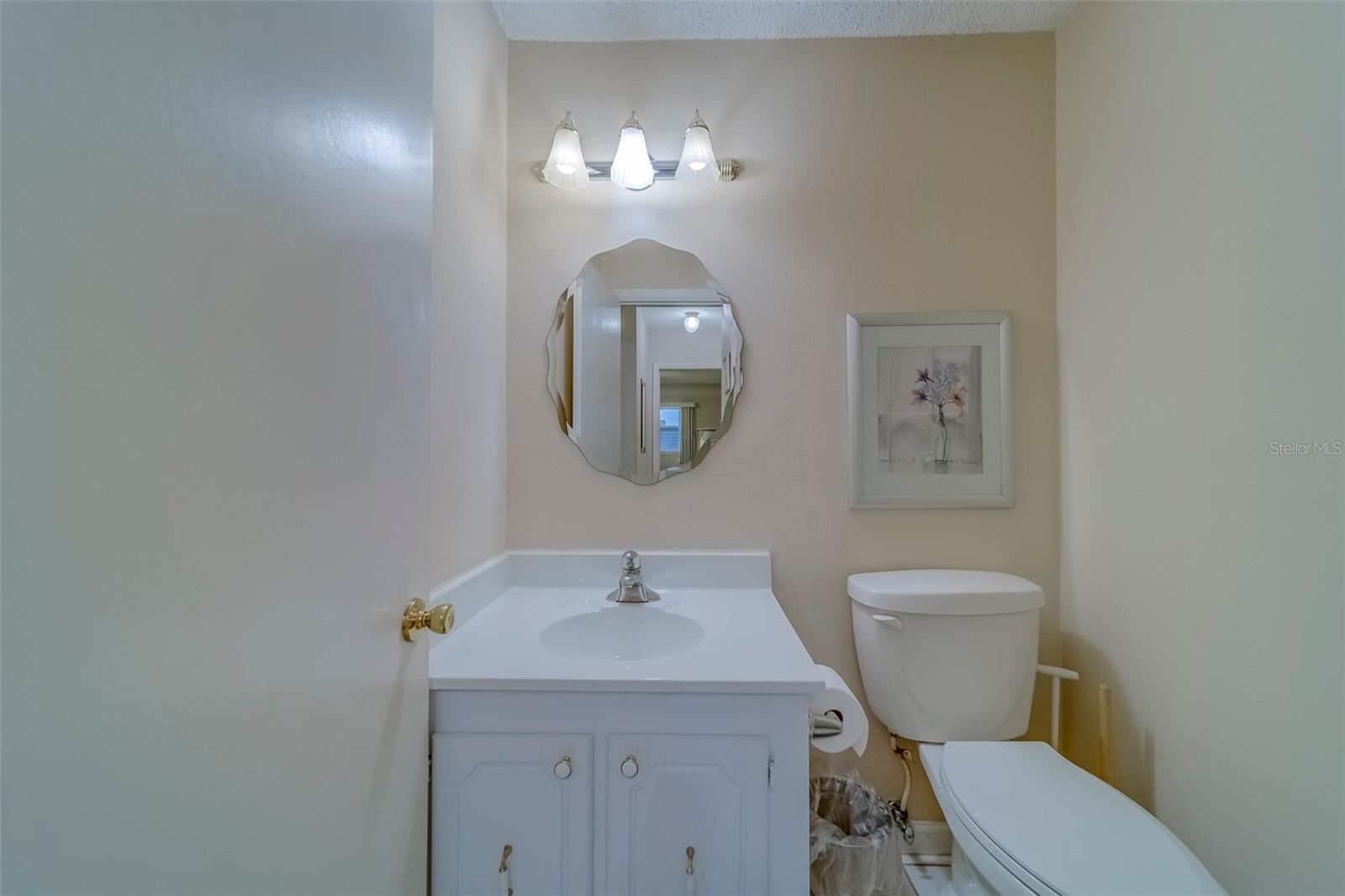 Image 30 of 45 For 206 Dogwood Circle