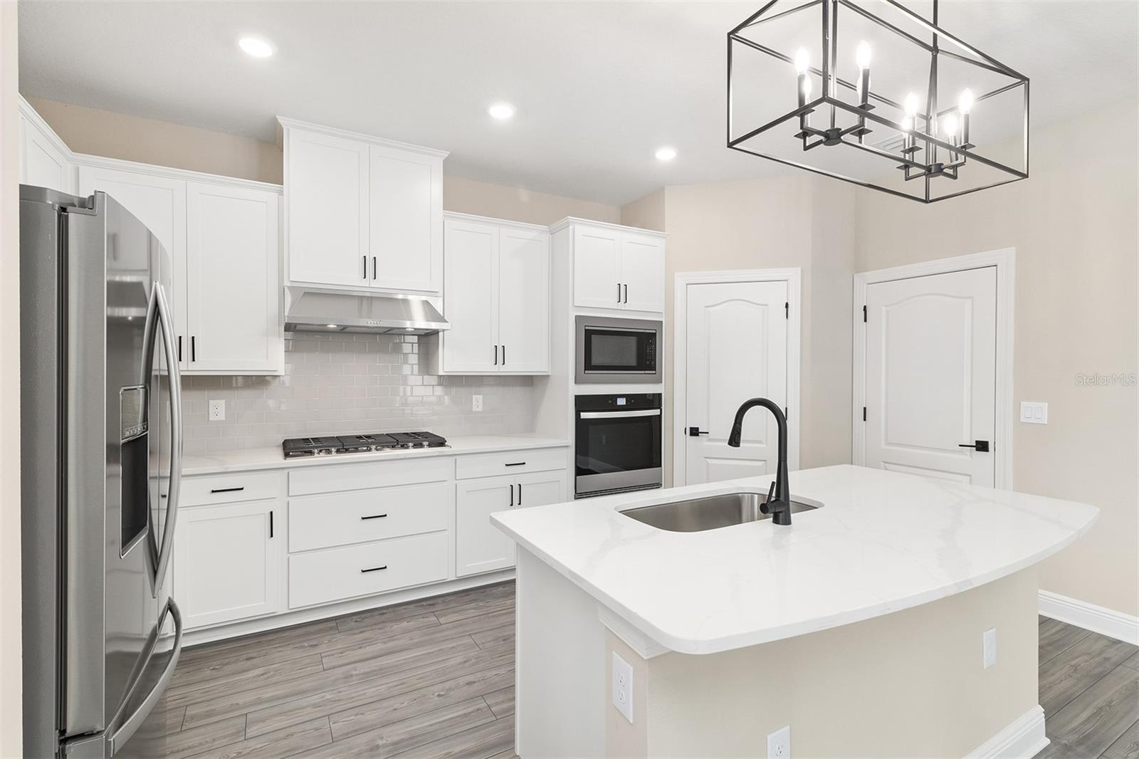 Image 2 of 7 For 7883 Somersworth Drive