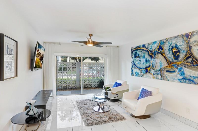 Image 4 of 14 For 4607 W Fig Street 104