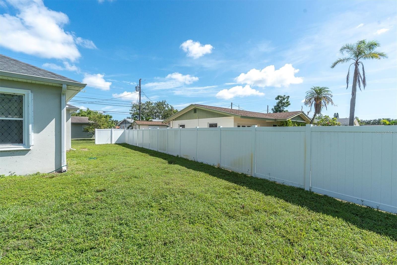 Image 29 of 31 For 8591 Forsyth Drive
