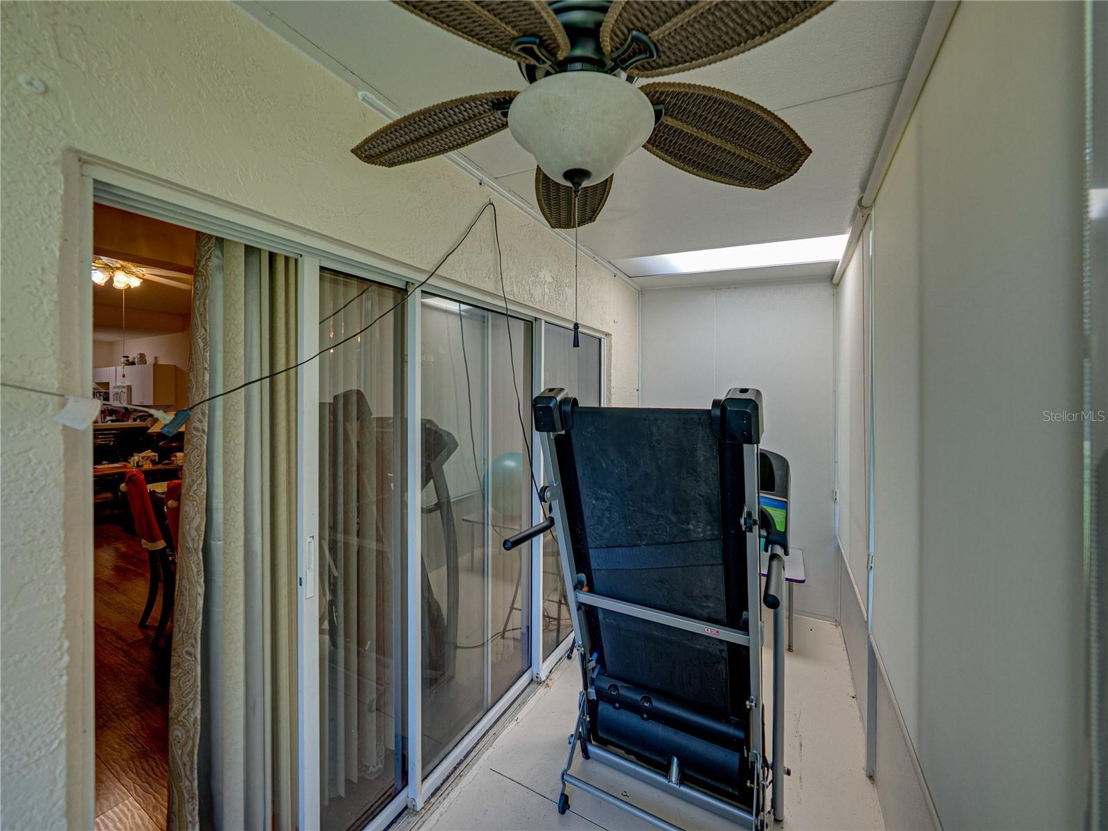 Image 23 of 30 For 2344 Nantucket Drive 59