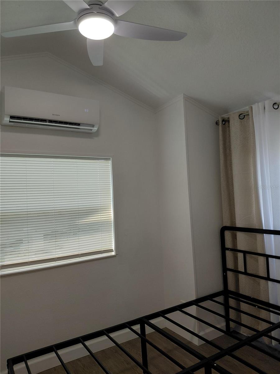 Image 11 of 14 For 6720 Park Boulevard N 1