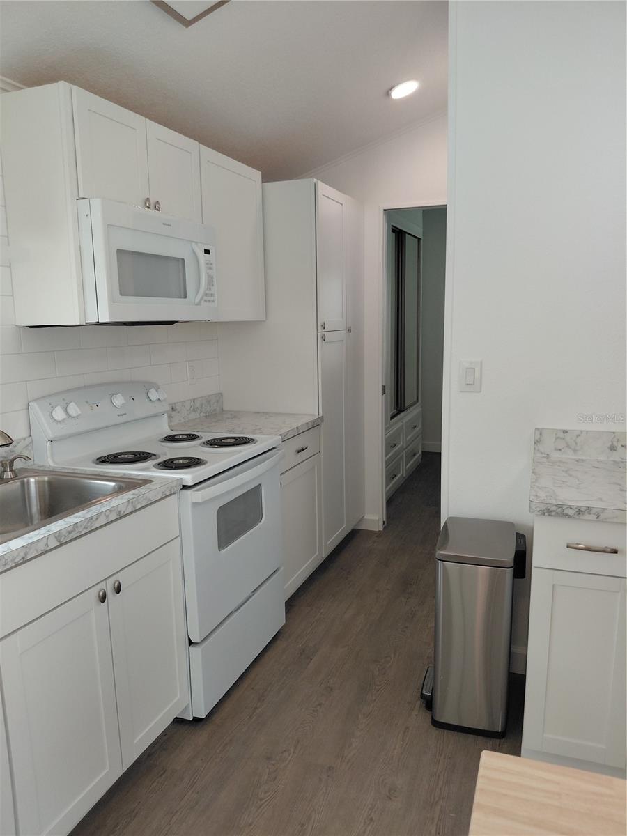 Image 7 of 14 For 6720 Park Boulevard N 1