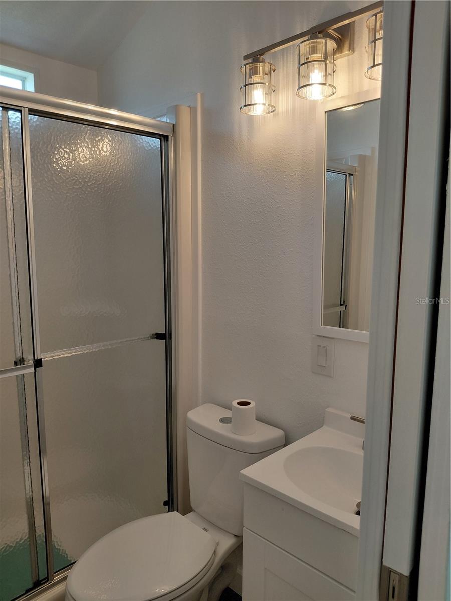 Image 8 of 14 For 6720 Park Boulevard N 1