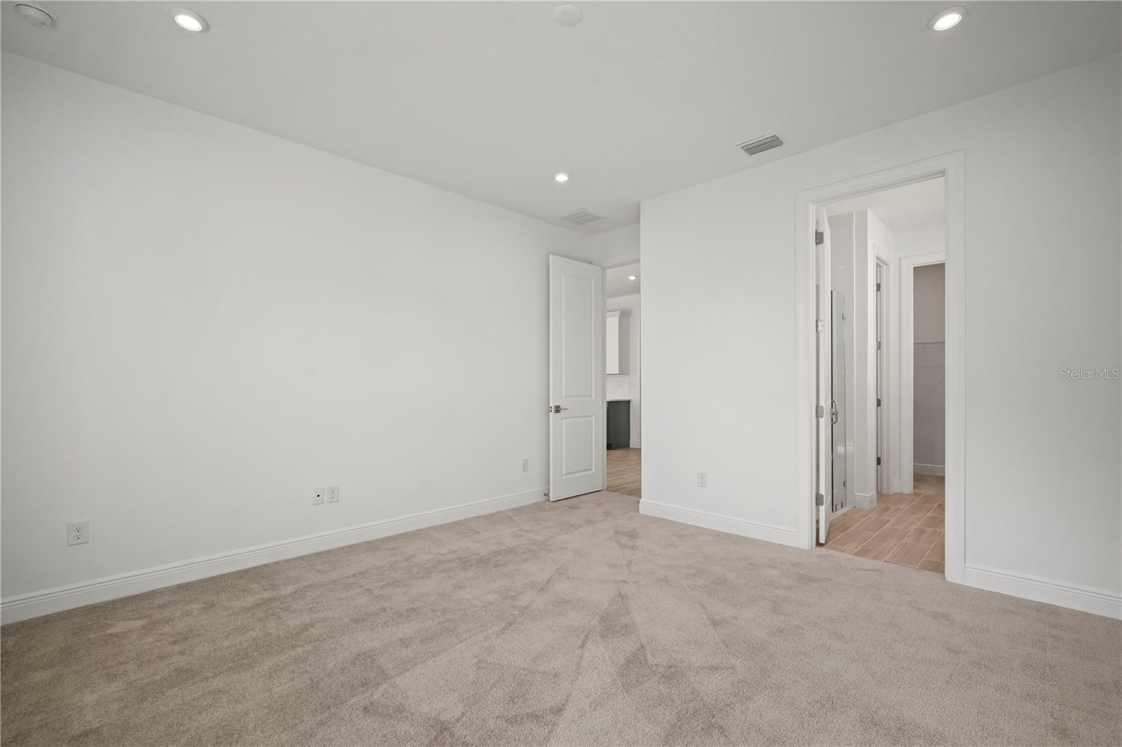 Image 14 of 24 For 2949 Stewart Creek Circle