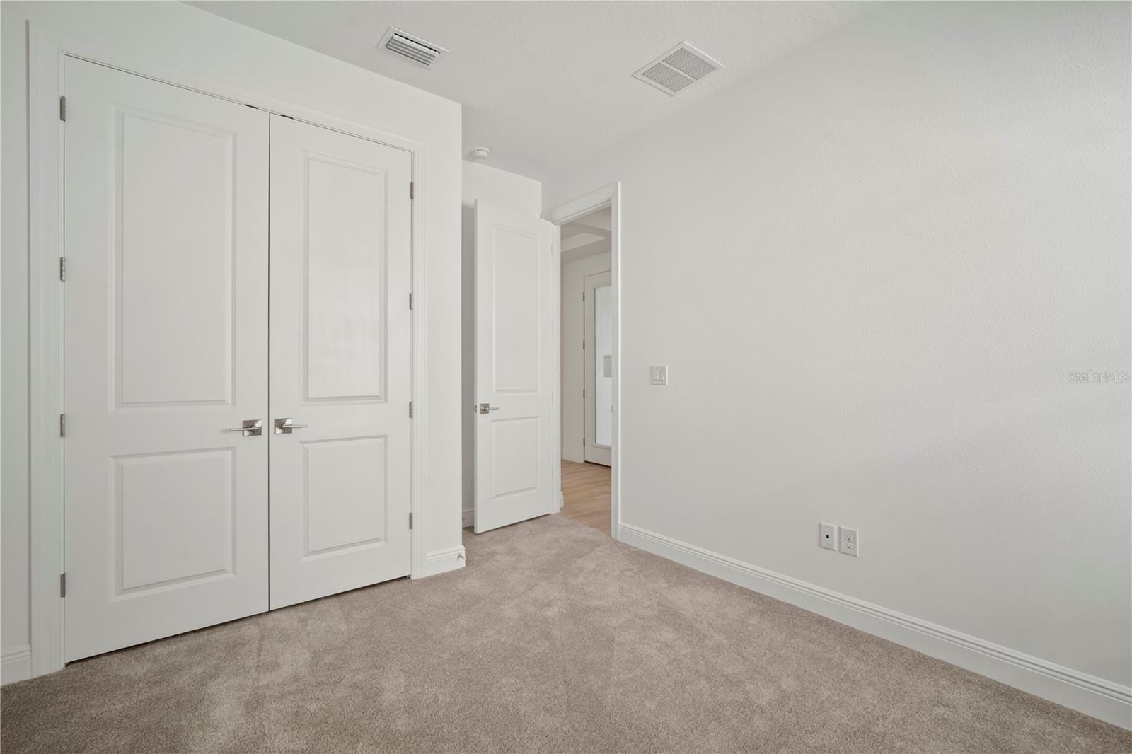 Image 20 of 24 For 2949 Stewart Creek Circle