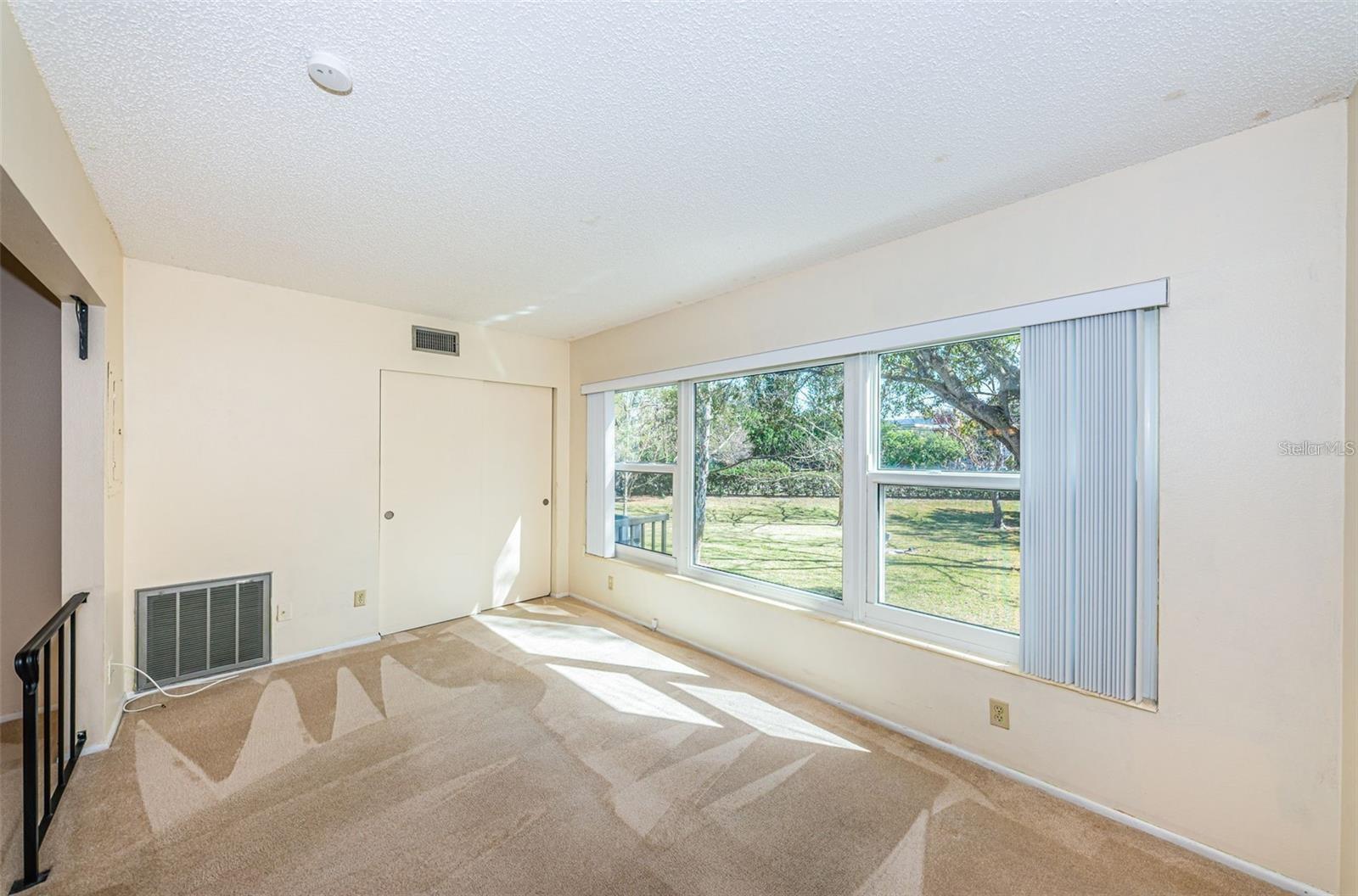 Image 16 of 52 For 2295 Americus Boulevard E 29