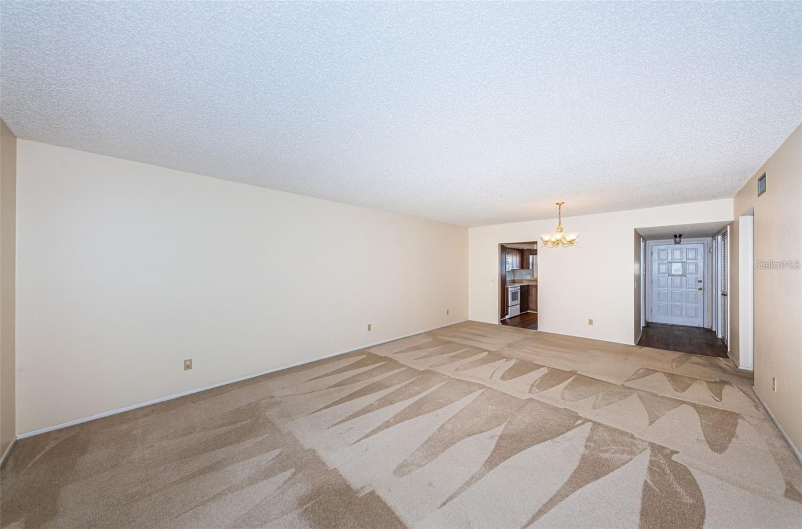 Image 6 of 52 For 2295 Americus Boulevard E 29