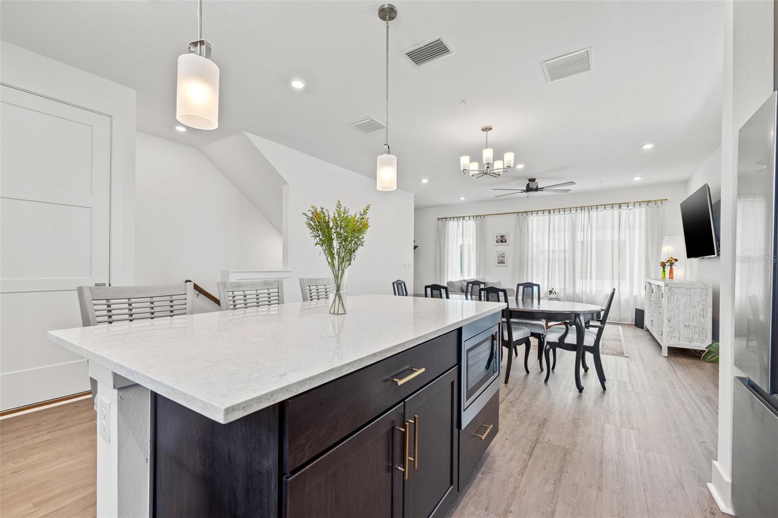 Image 12 of 38 For 320 15th Street N