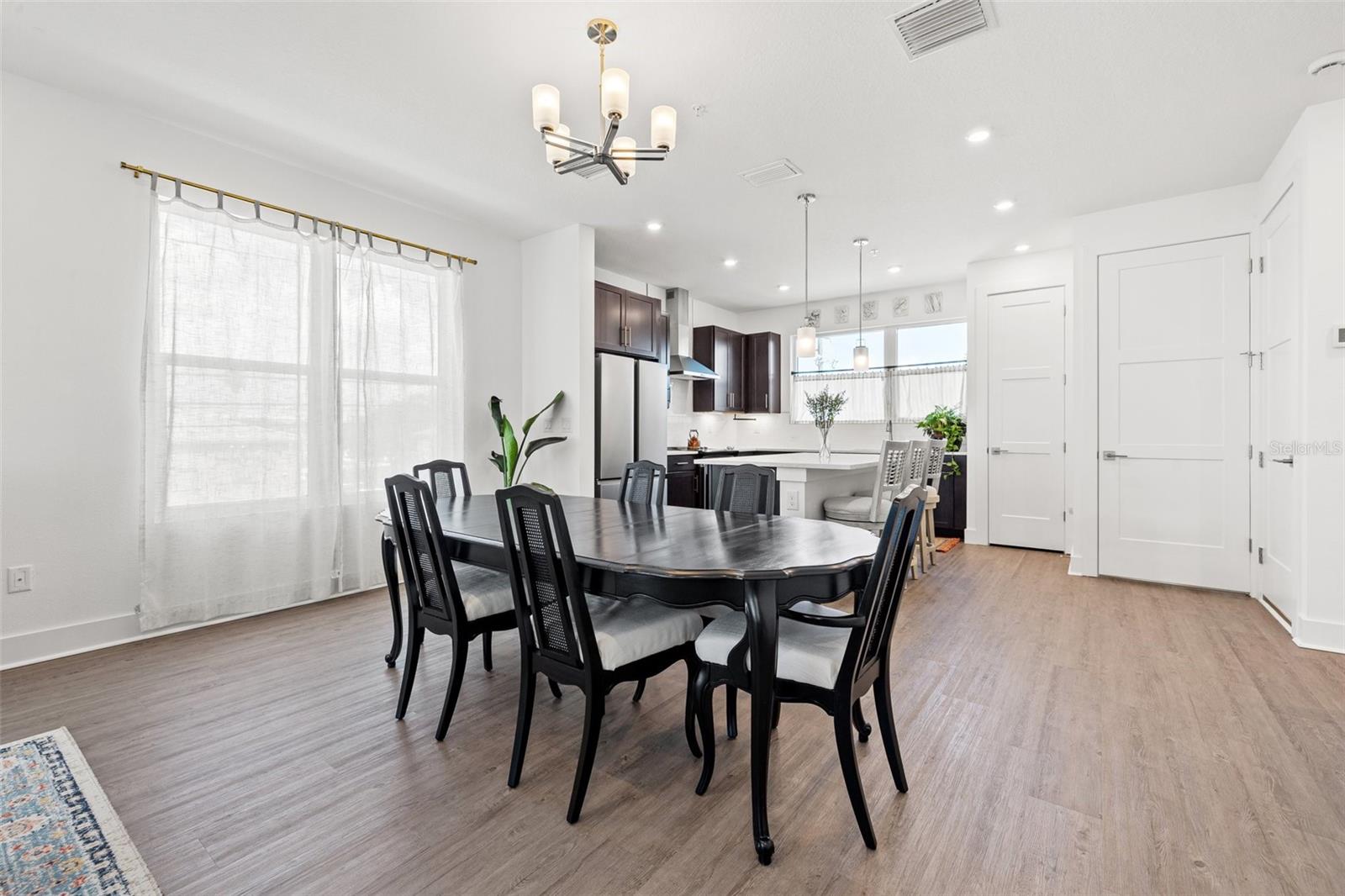 Image 16 of 38 For 320 15th Street N