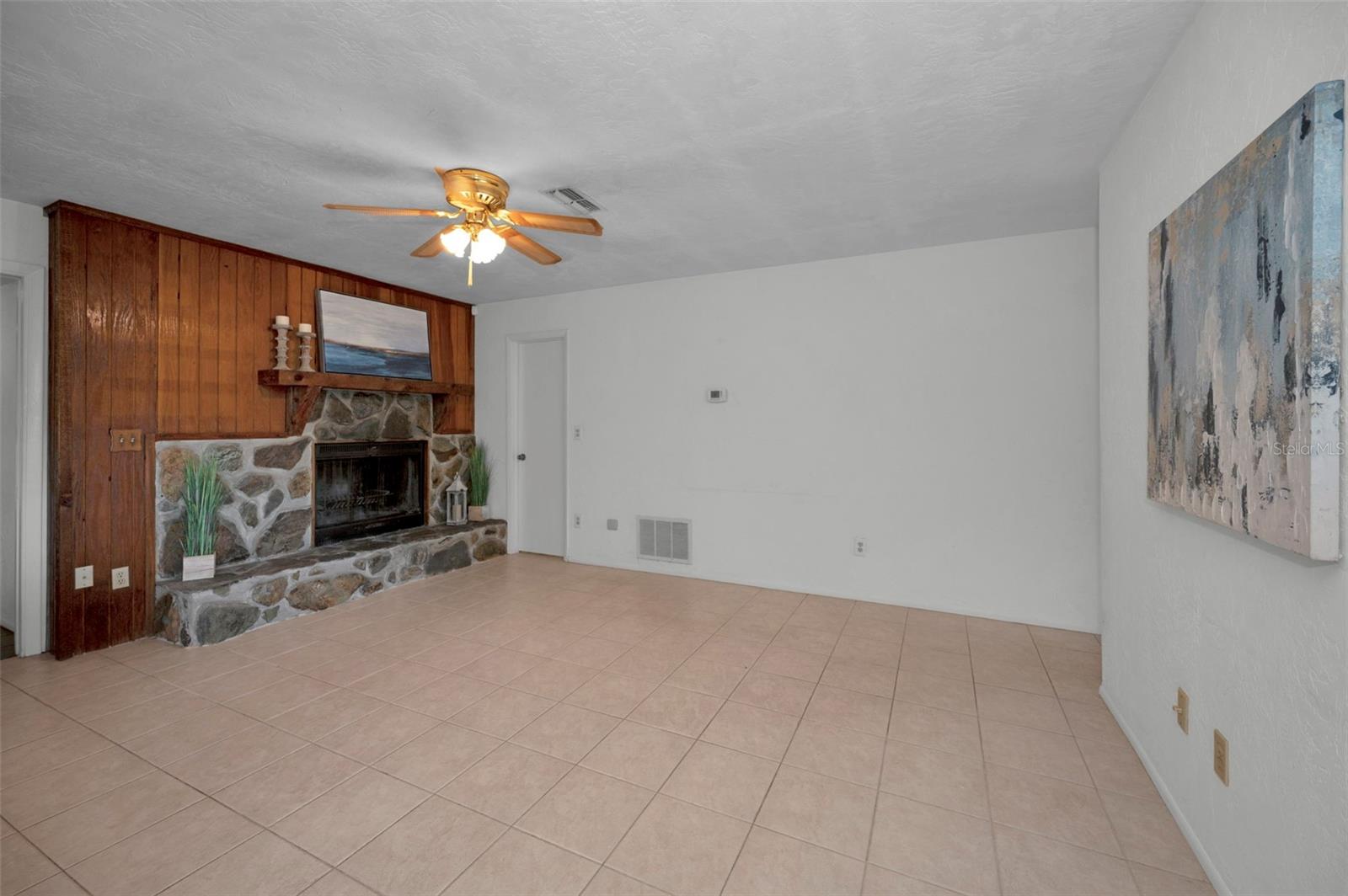 Image 24 of 65 For 2480 Treemont Way