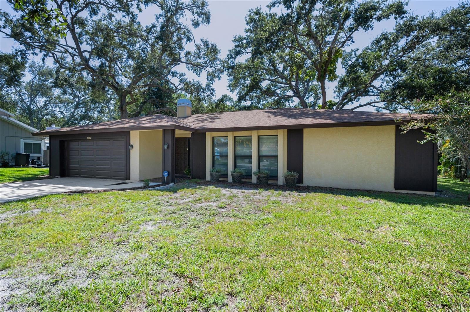 Image 3 of 65 For 2480 Treemont Way
