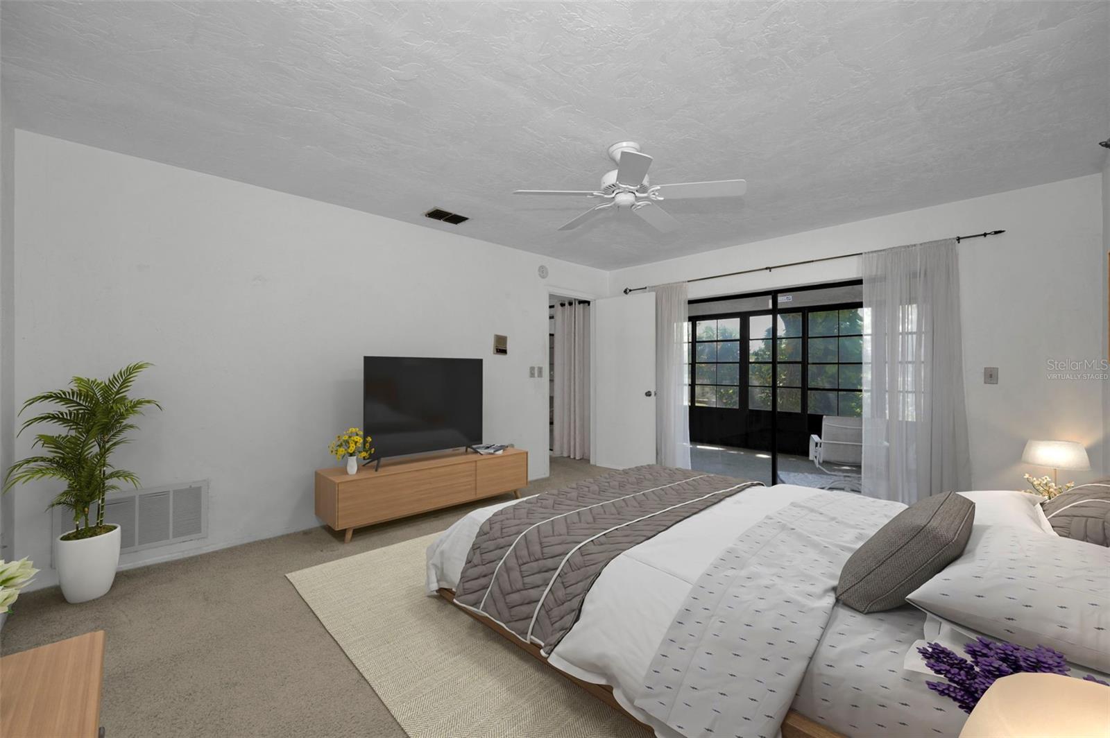 Image 33 of 65 For 2480 Treemont Way
