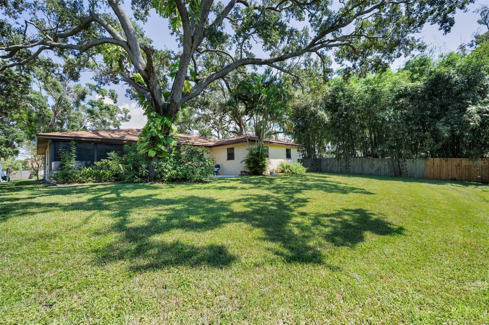 Image 52 of 65 For 2480 Treemont Way