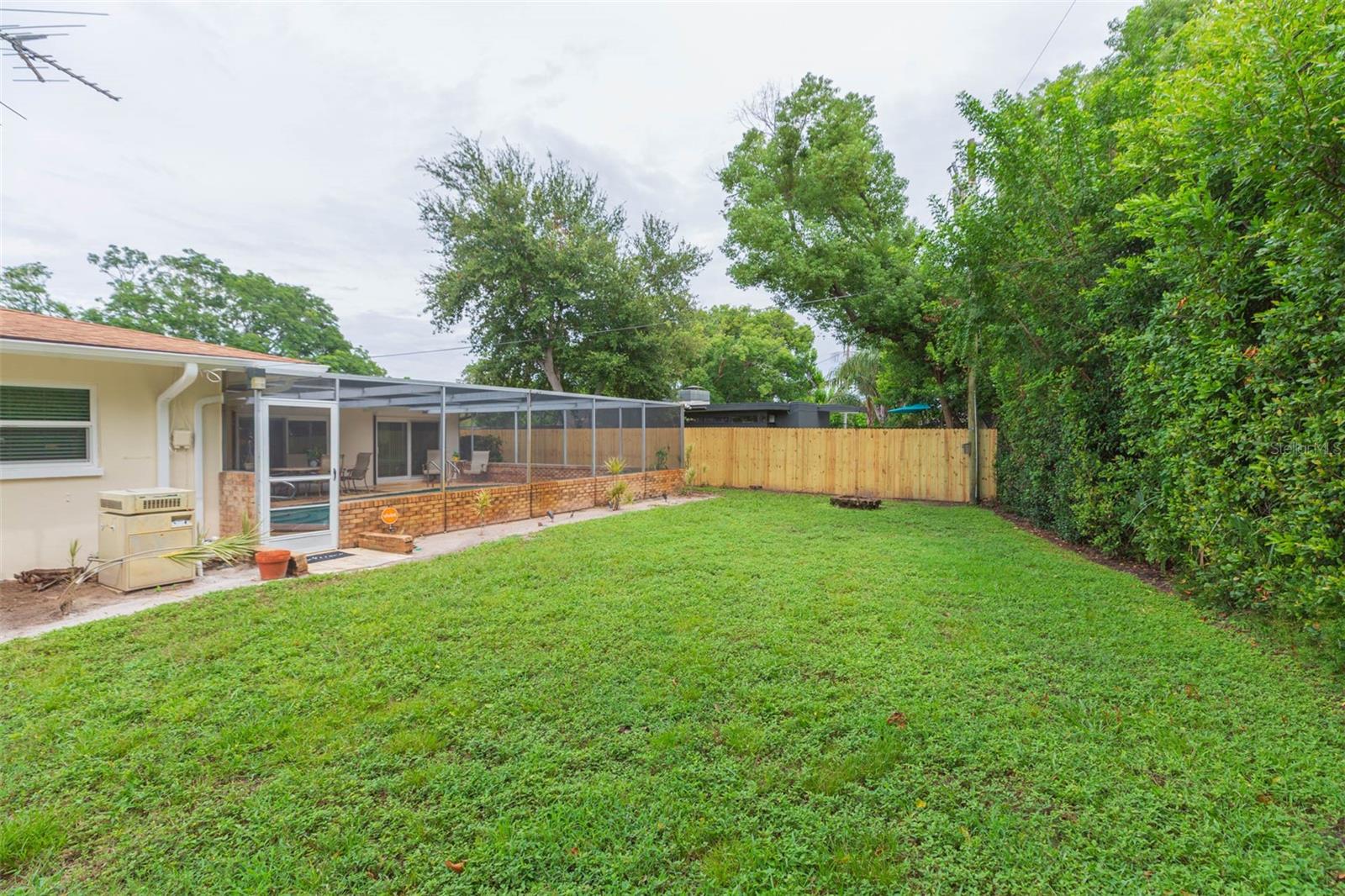 Image 35 of 38 For 2301 Eastwood Drive