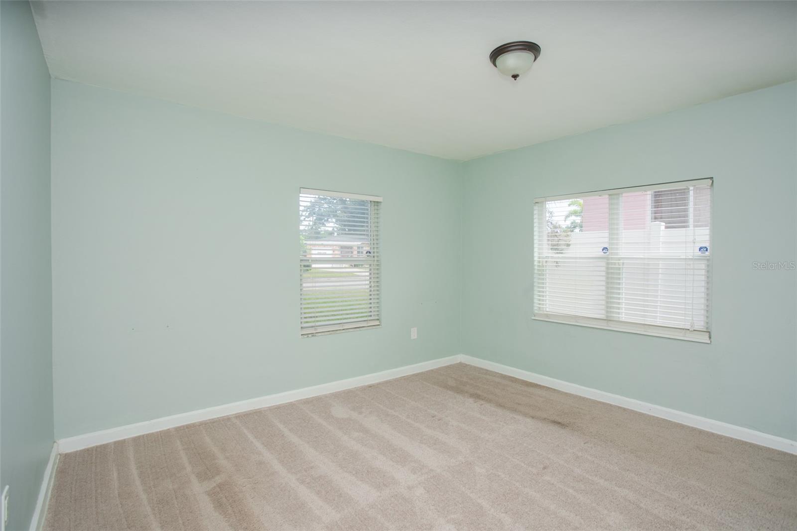 Image 13 of 36 For 1231 48th Street N