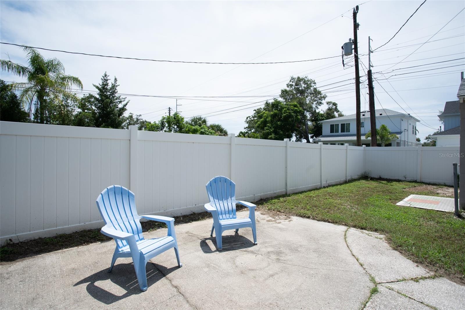Image 20 of 36 For 1231 48th Street N