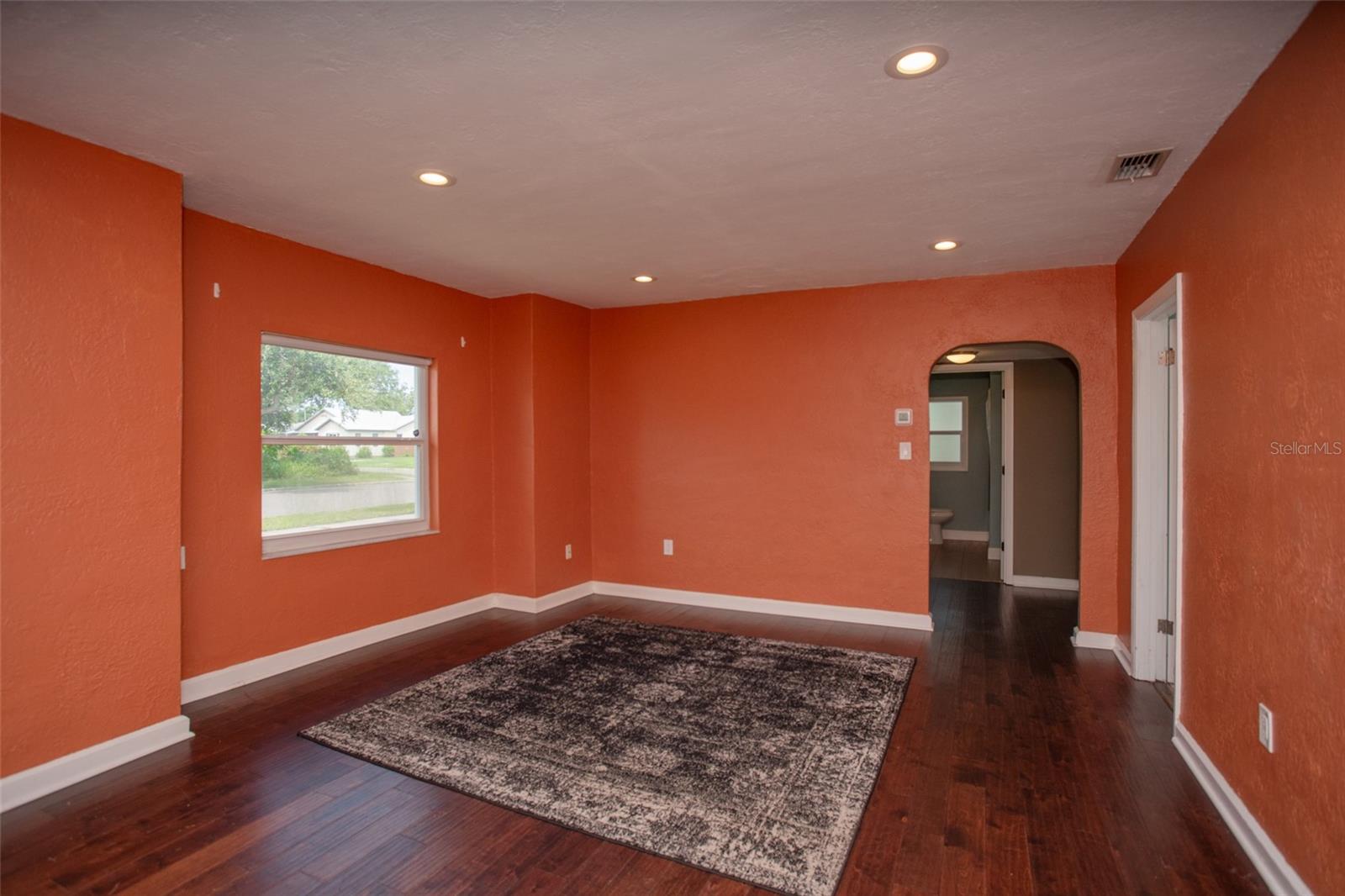 Image 4 of 36 For 1231 48th Street N