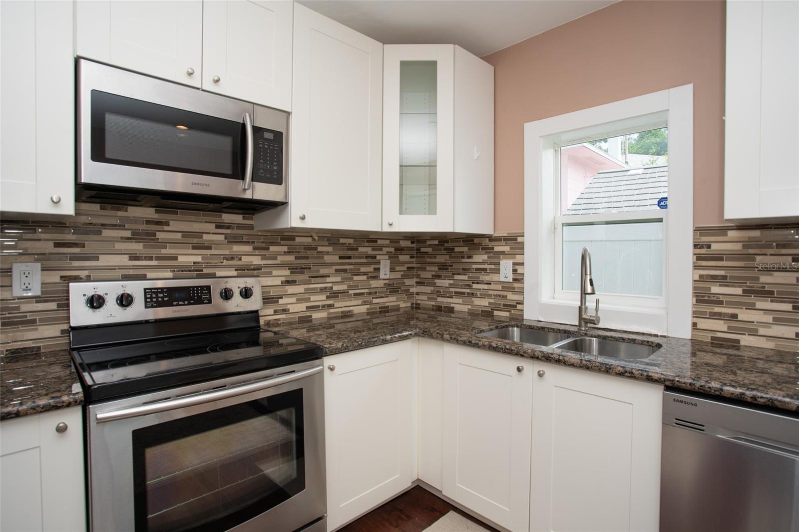 Image 9 of 36 For 1231 48th Street N
